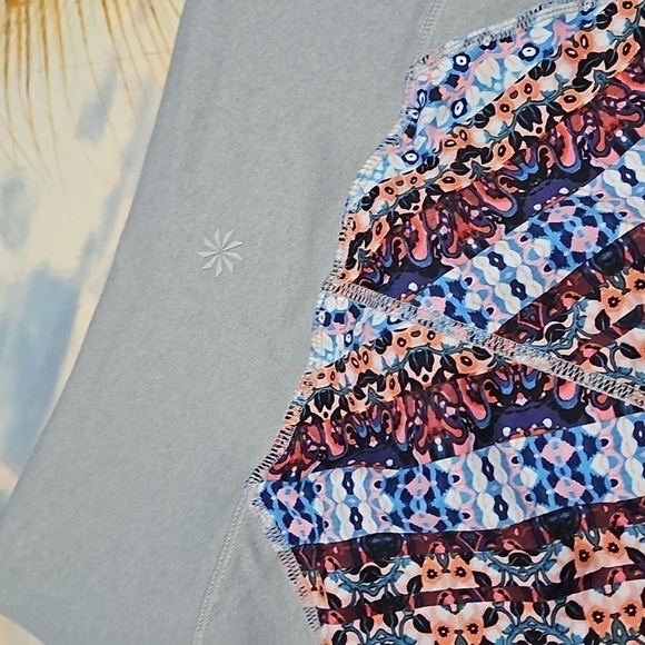 Athleta Capri Graphic Print Leggings Yoga Athletic Size‎ Small - Picture 6 of 7